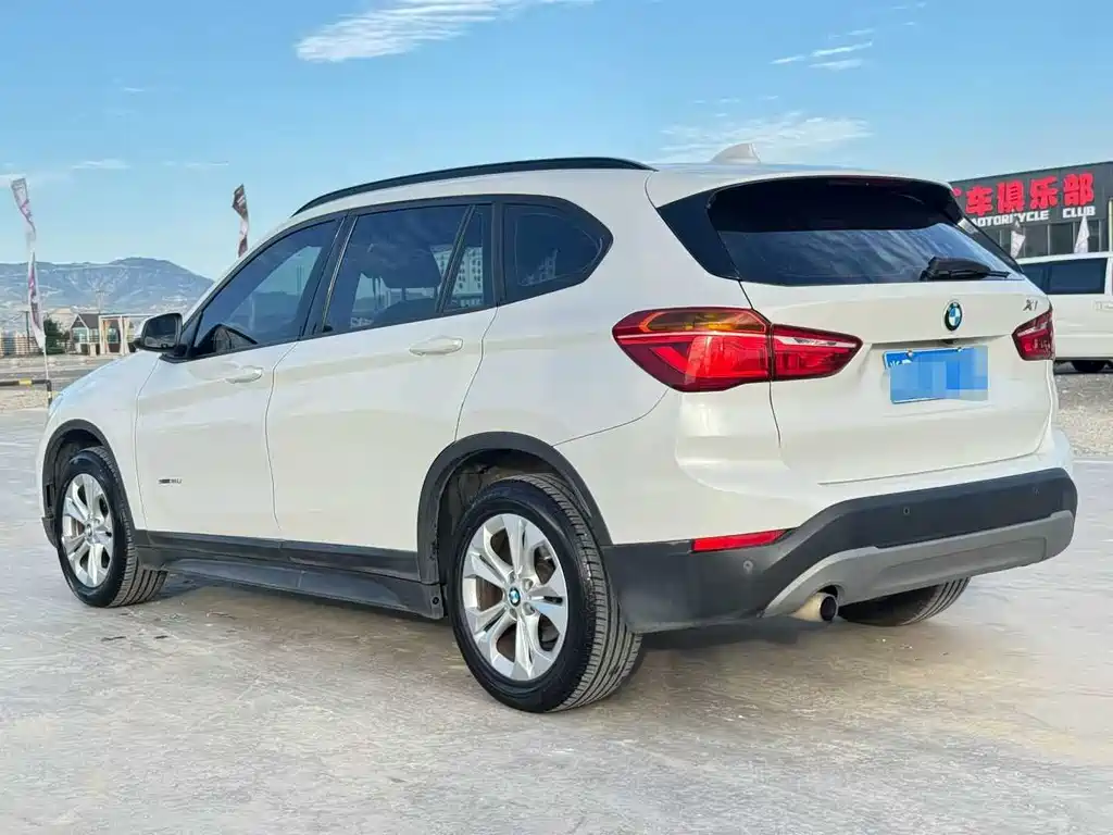 BMW X1 2016 — фото 4