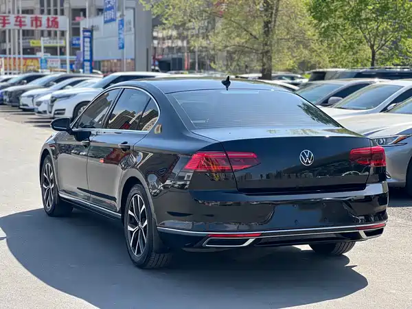 Volkswagen Magotan 2023