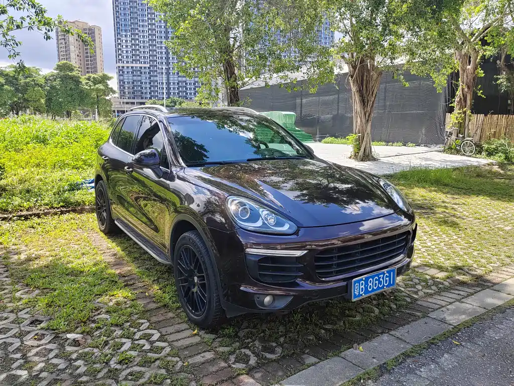 Porsche Cayenne 2015 — фото 3
