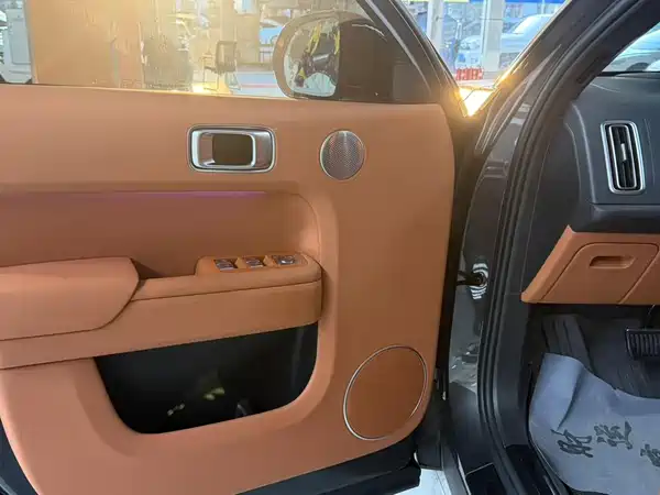 Li Auto L7 2025