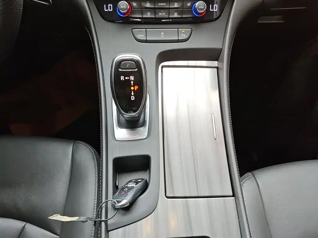 Buick LaCrosse 2020 — фото 14