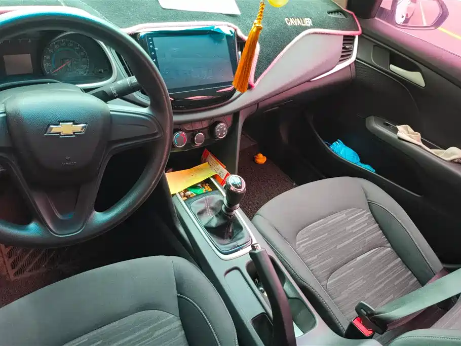Chevrolet Cavalier 2016 — фото 12