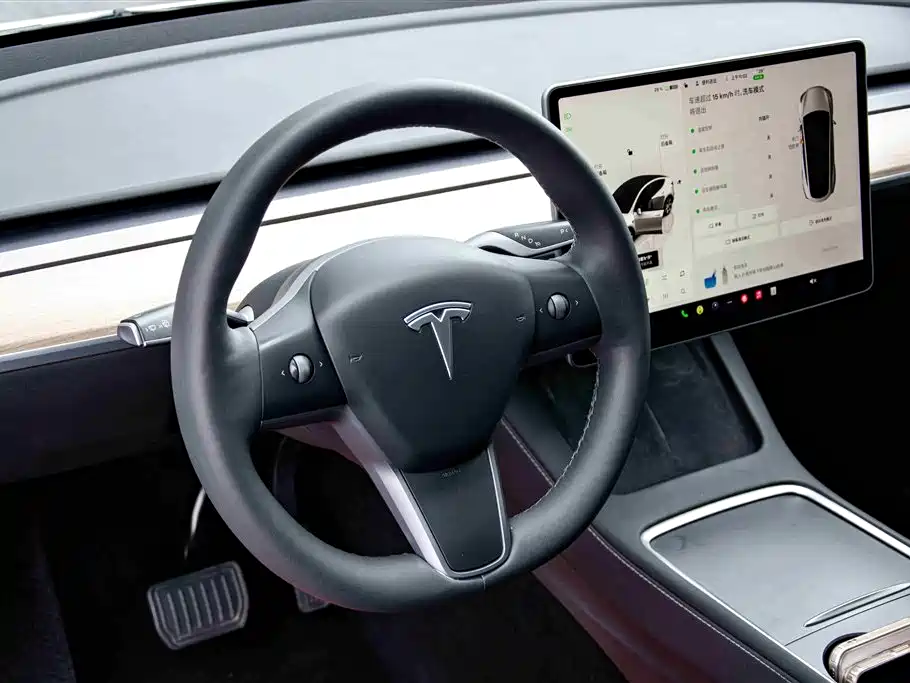 Tesla Model Y 2022 — фото 11