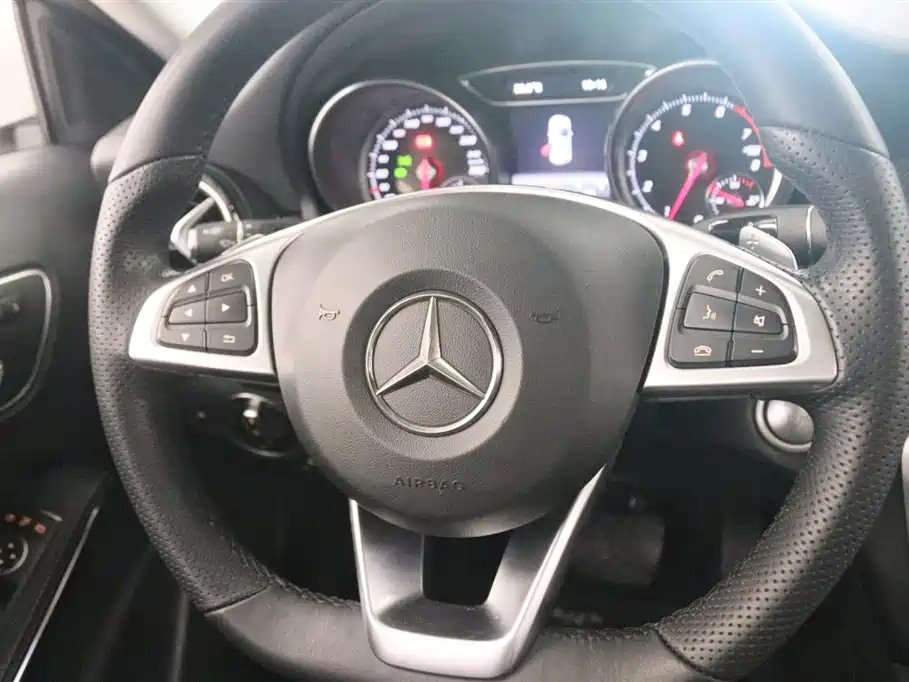 Mercedes-Benz GLA 2019