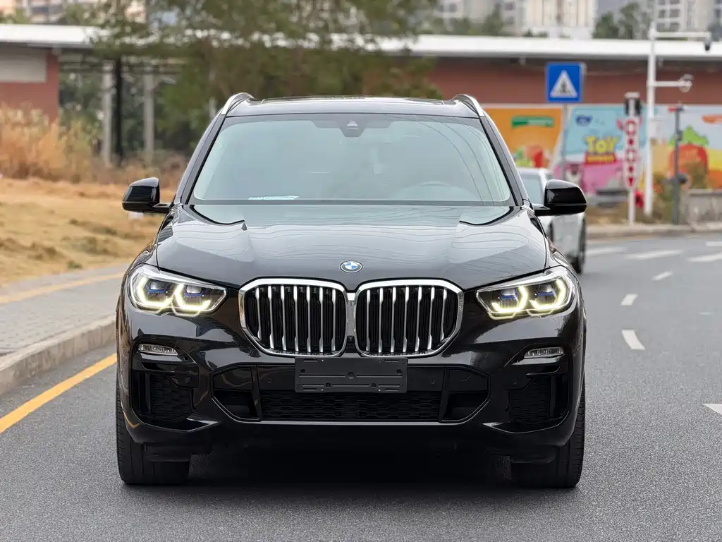 BMW X5 2021 — фото 2