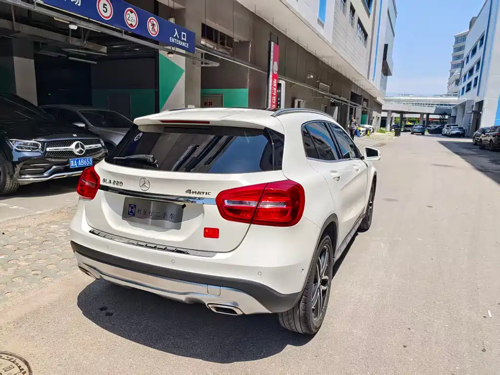 Mercedes-Benz GLA 2015 — фото 5