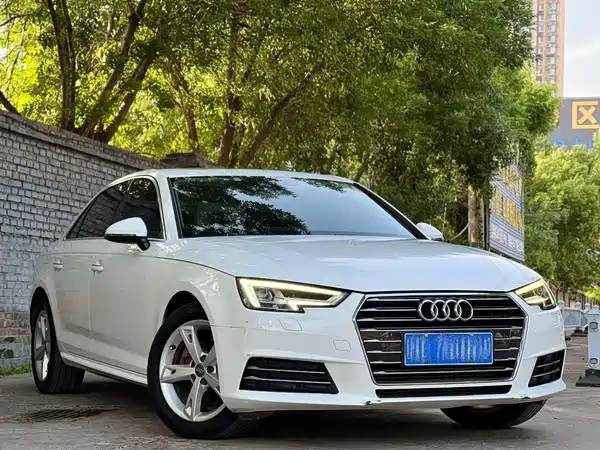 Audi A4L 2017