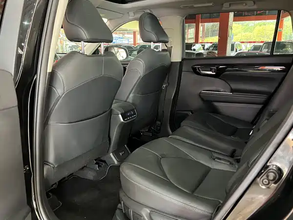 Toyota Highlander 2022