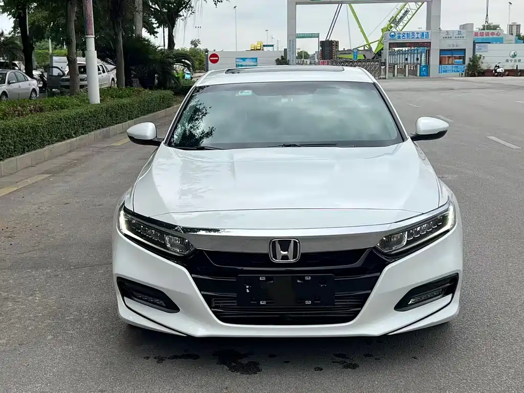 Honda Accord 2020 — фото 2