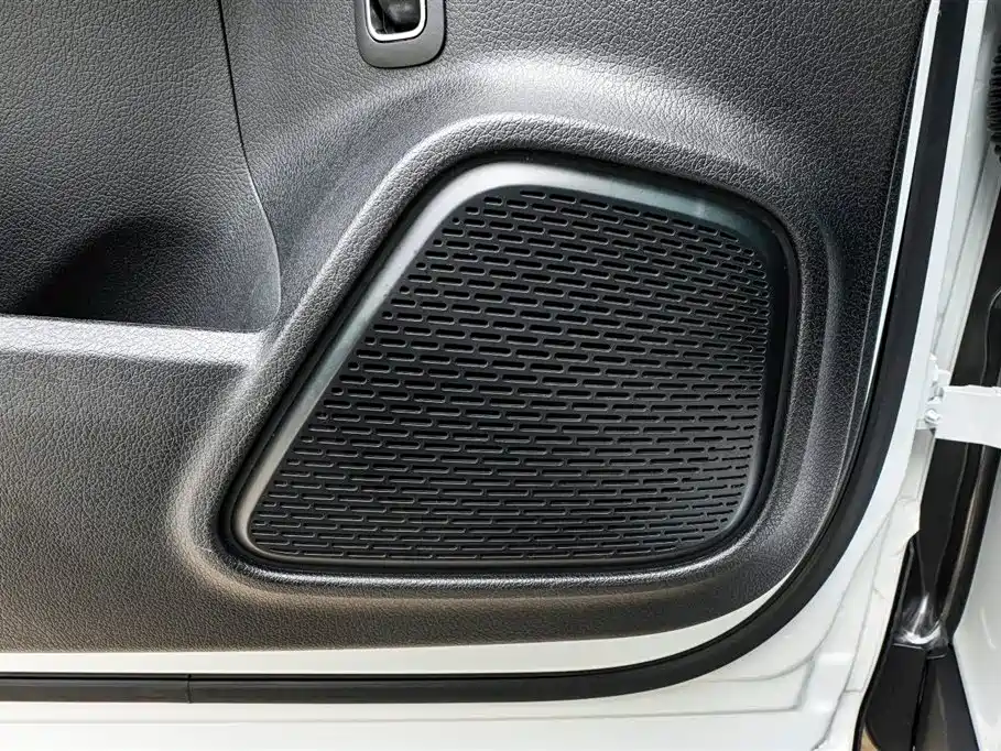 Mercedes-Benz GLB 2021 — фото 17