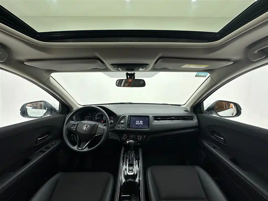 Honda Vezel 2021 — фото 10