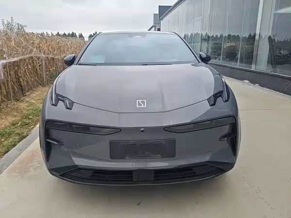 Zeekr X 2025