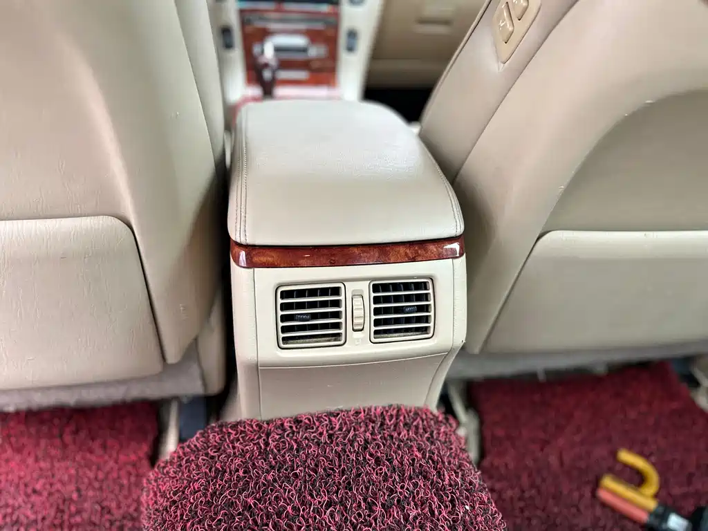 Toyota Crown 2005 — фото 18