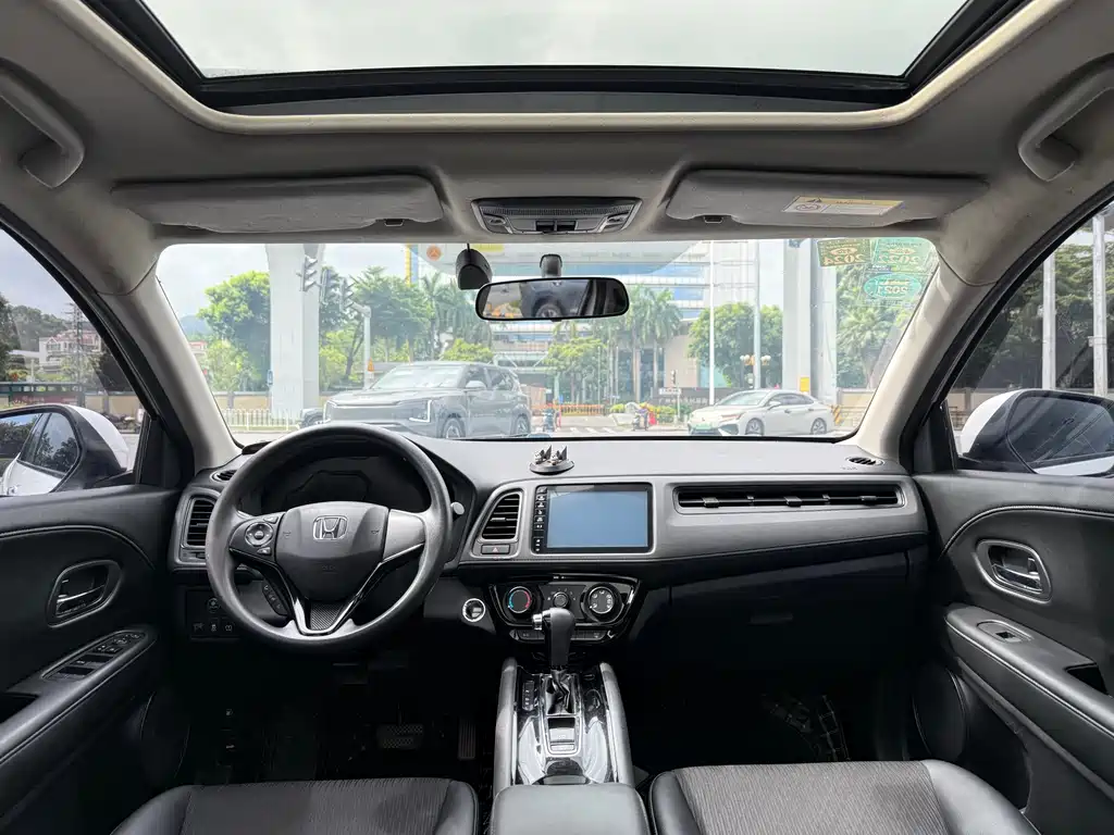Honda Vezel 2020 — фото 10