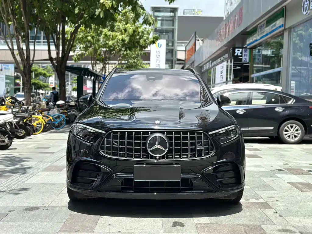Mercedes-Benz GLC AMG 2024 — фото 2