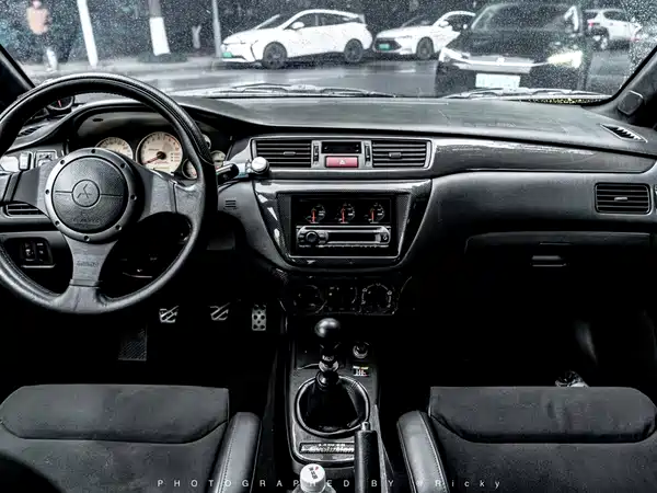 Mitsubishi LANCER 2007