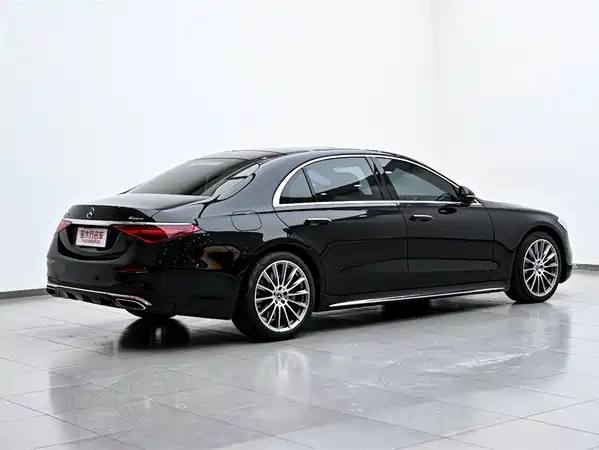 Mercedes-Benz S-Class 2021