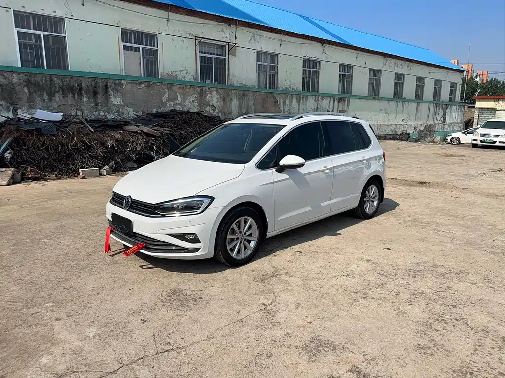 Volkswagen Golf Sportsvan 2019 — фото 1