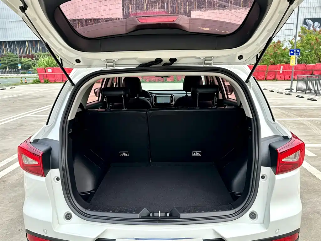 GAC Motor Trumpchi GS3 2019 — фото 19