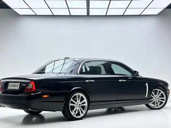 Jaguar XJ 2009