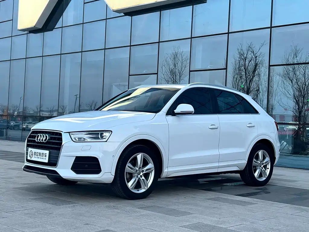 Audi Q3 2016 — фото 1