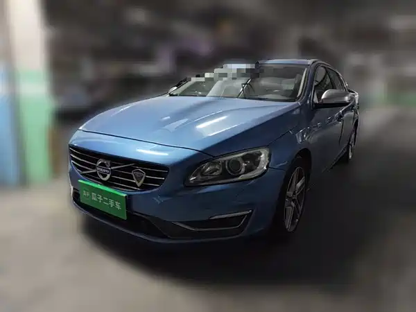 Volvo V60 2015