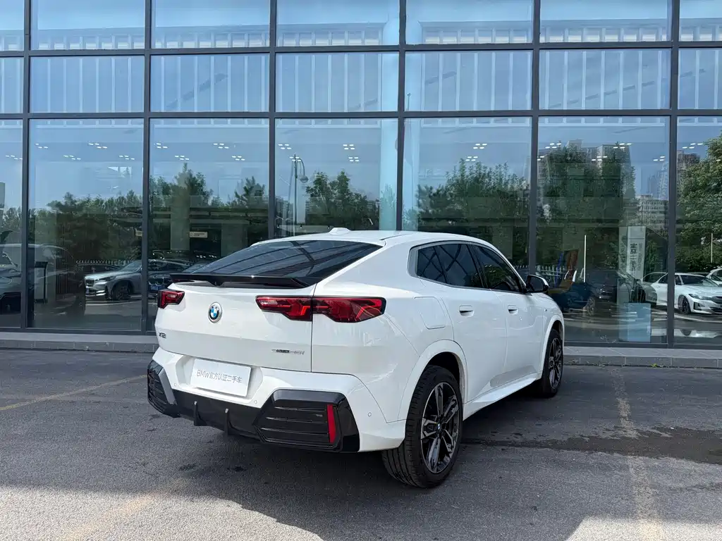 BMW X2 2024 — фото 7