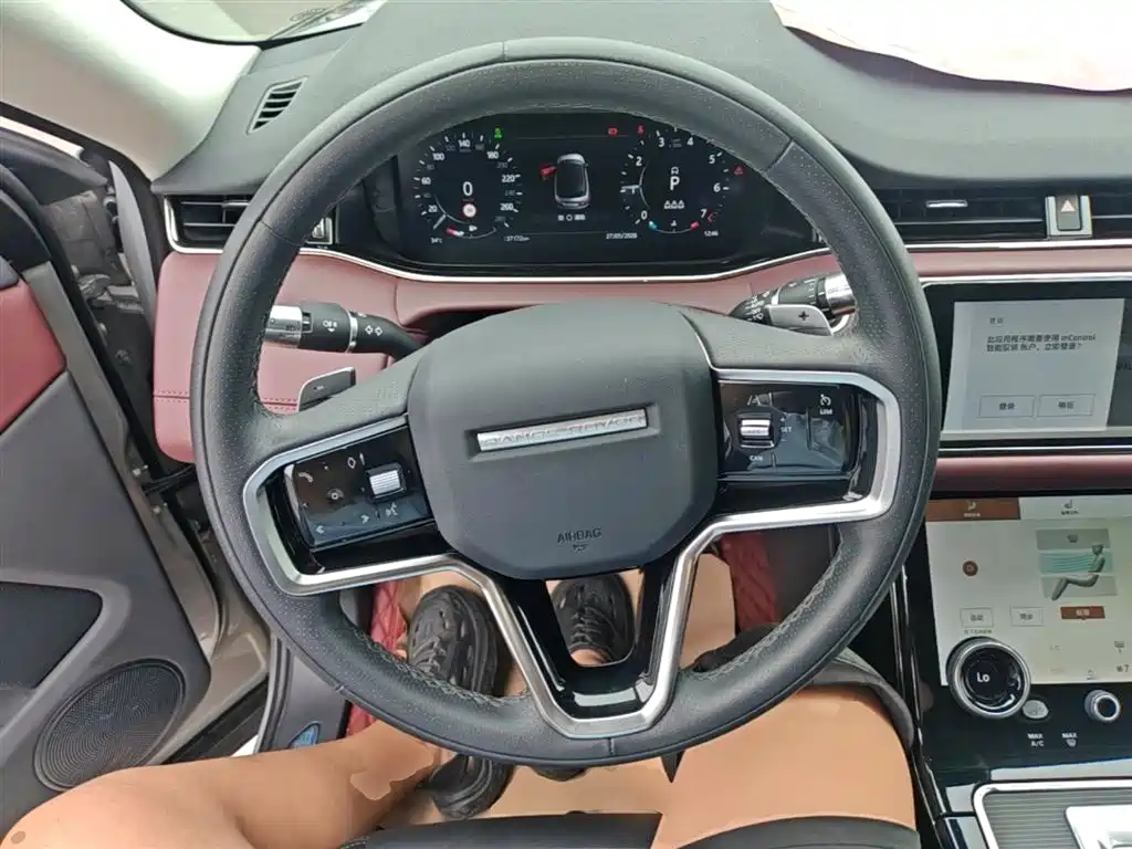 Land Rover Evoque 2021 — фото 11