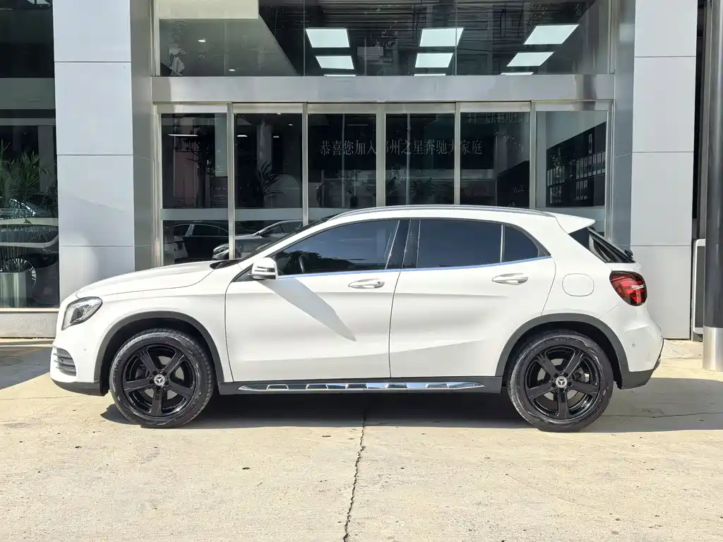 Mercedes-Benz GLA 2020 — фото 8