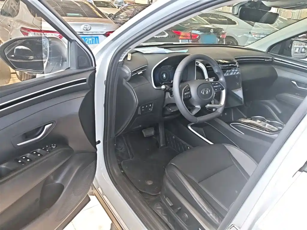 Hyundai Tucson 2024 — фото 16