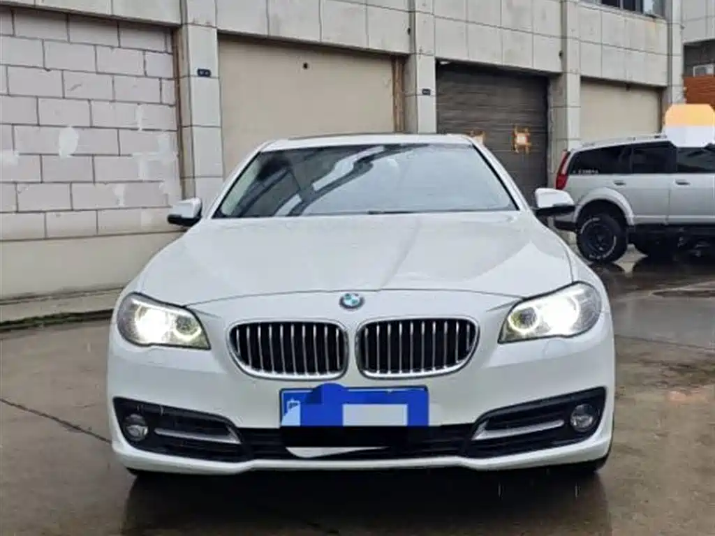 BMW 5 Series 2016 — фото 2