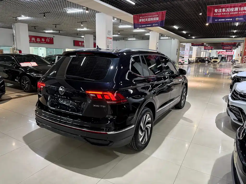 Volkswagen Tiguan L 2025 — фото 12
