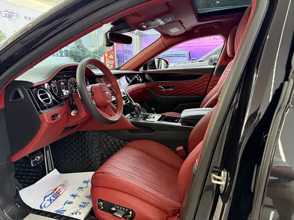 Bentley Flying Spur Plug-In Hybrid 2023