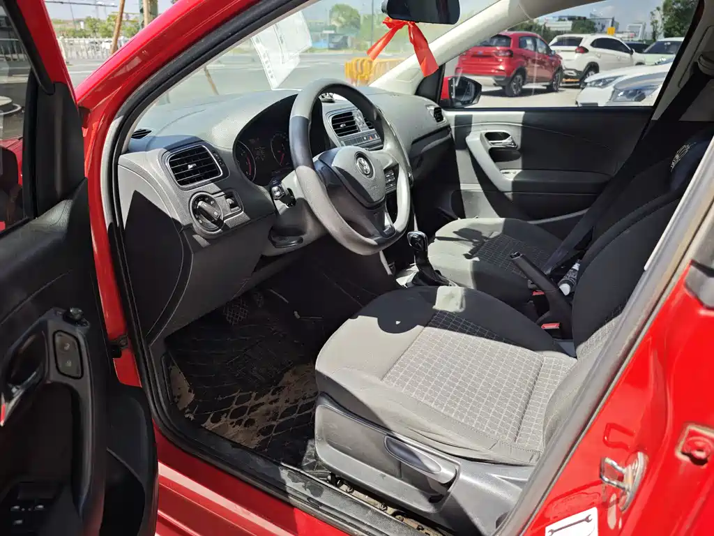 Volkswagen Polo 2014