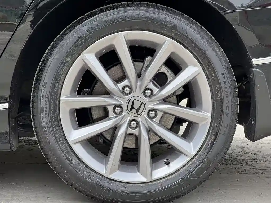 Honda Accord 2022 — фото 15