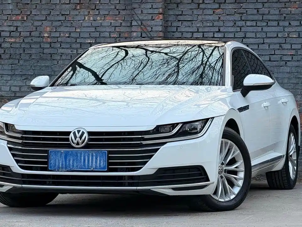 Volkswagen CC 2020 — фото 1