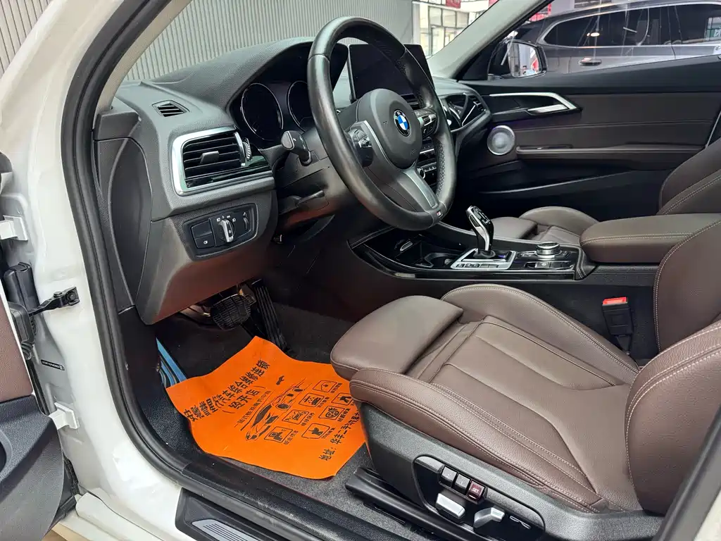BMW 1 Series 2023