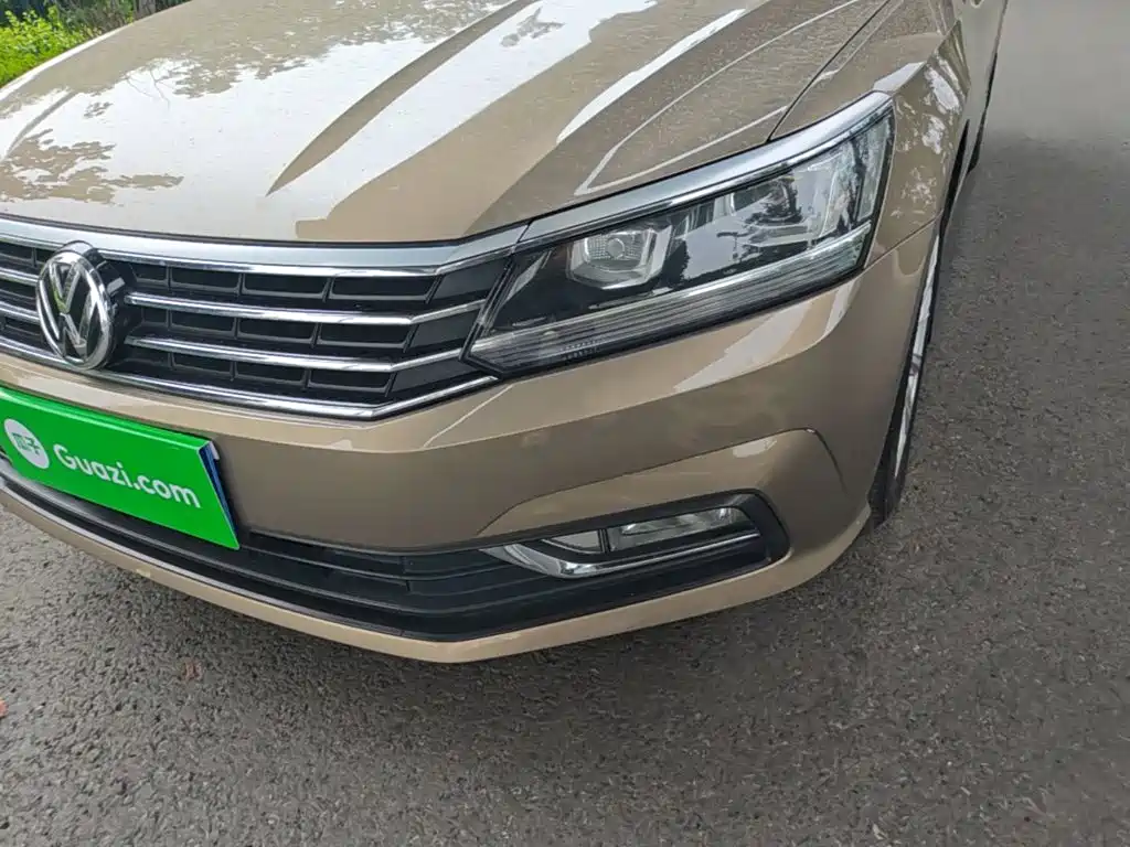 Volkswagen Passat 2016 — фото 24