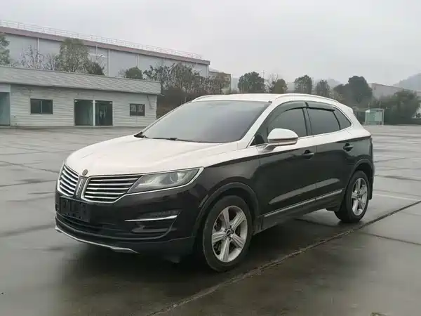 Lincoln MKC 2017
