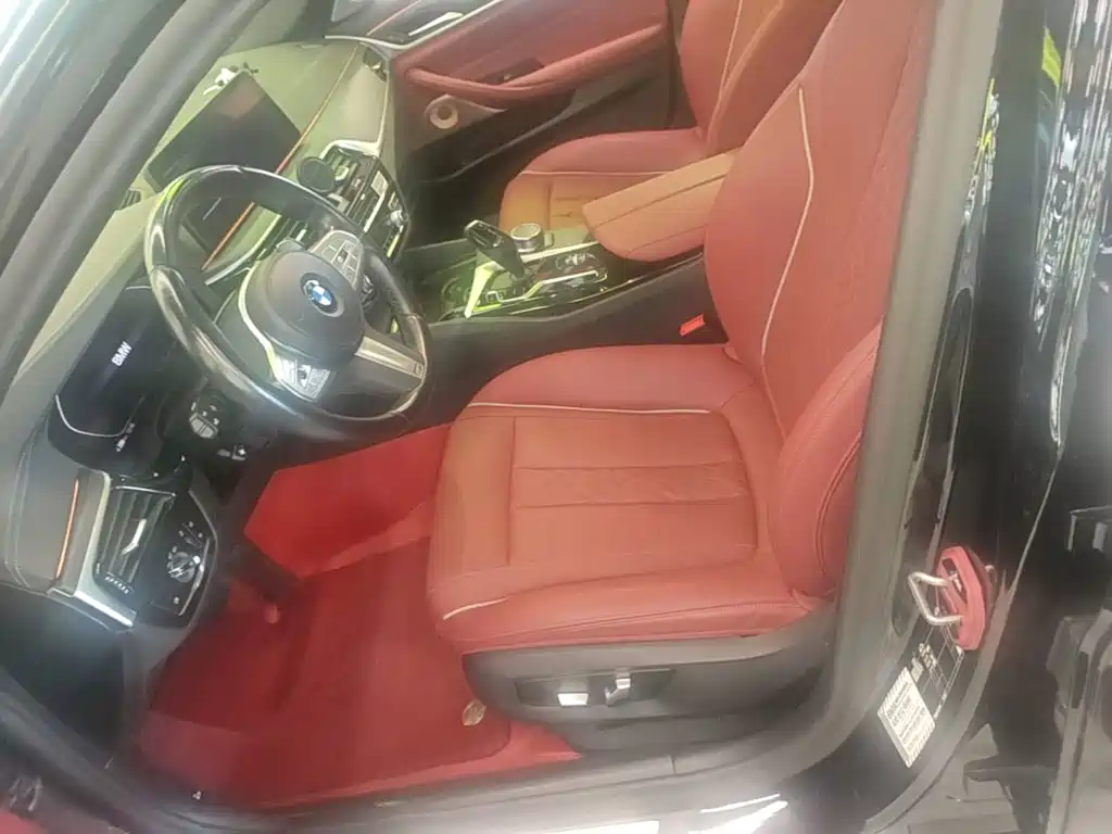 BMW 5 Series 2023 — фото 11