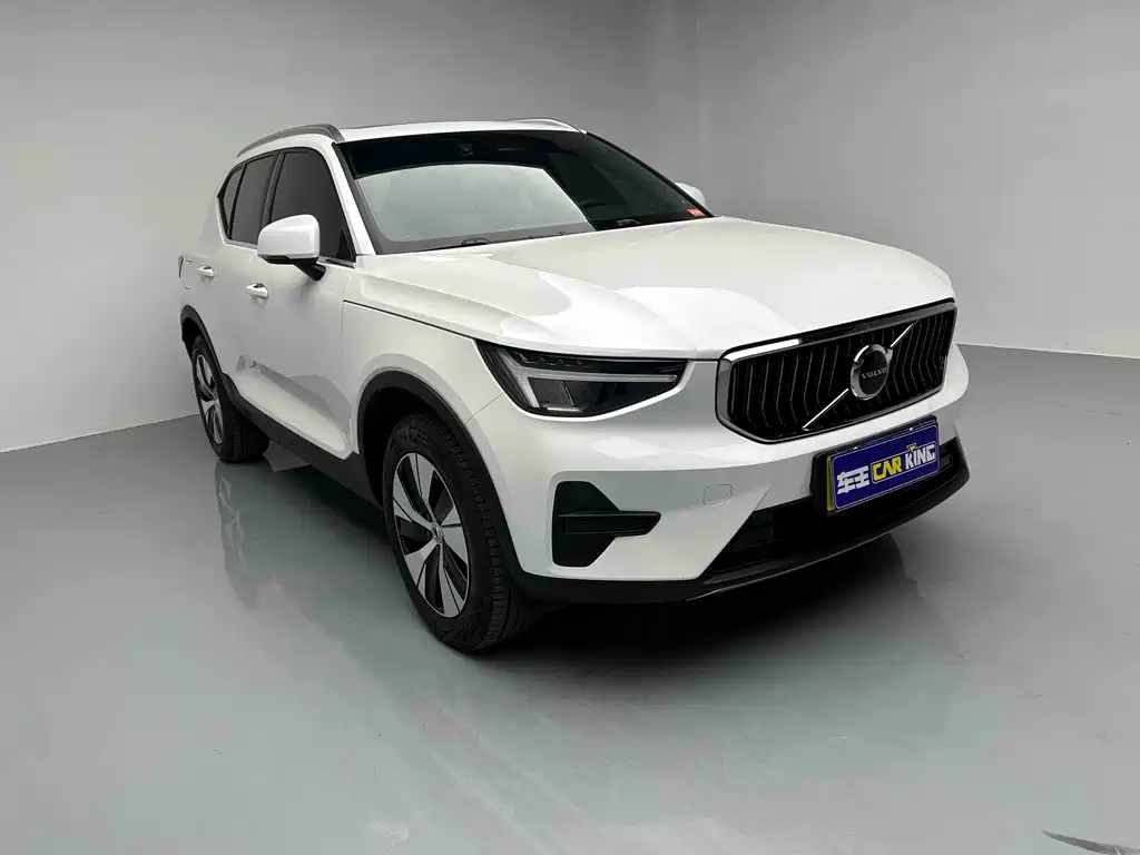 Volvo XC40 2024 — фото 19