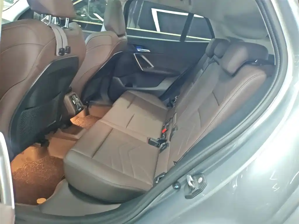 BMW X2 2025 — фото 17