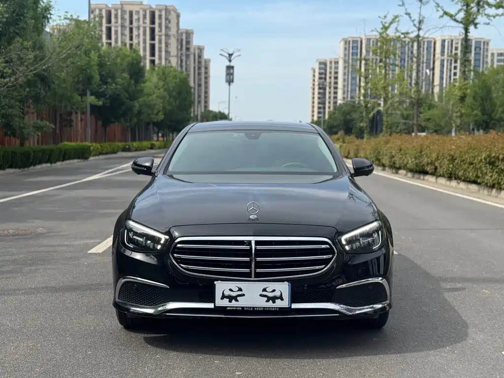 Mercedes-Benz E-Class 2022 — фото 2