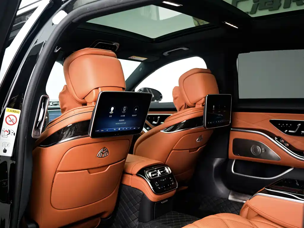 Mercedes-Benz Maybach S-Class 2023 — фото 17