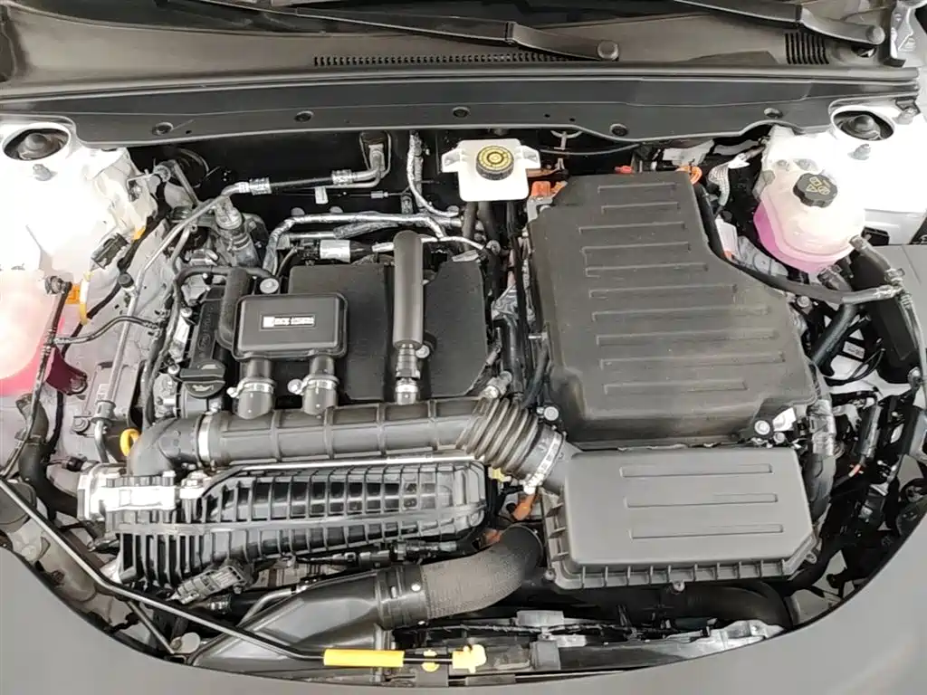 BYD Seal 05 DM-i 2025 — фото 16
