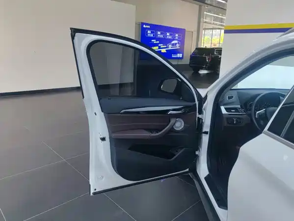 BMW X1 2020