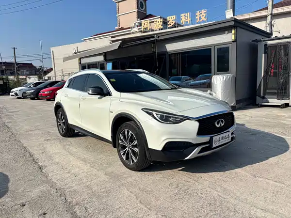 Infiniti QX30 2018