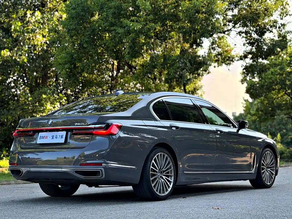 BMW 7 Series 2020 — фото 20