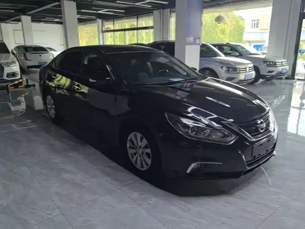 Nissan Teana 2018