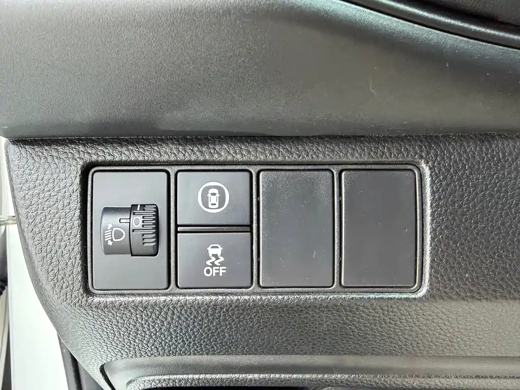 Honda Vezel 2023 — фото 16
